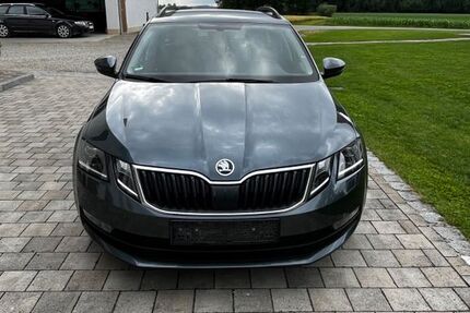 Skoda Octavia 246.425 km 7.900 &euro; Tacherting 83342
