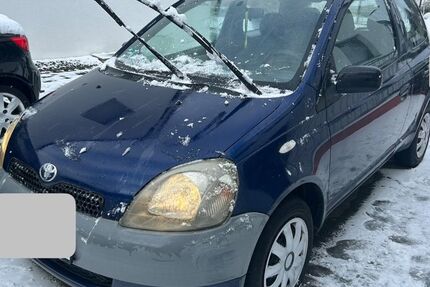 Toyota Yaris 200.006 km 1.350 &euro; Würselen 52146