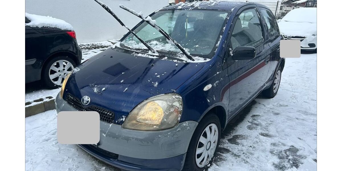 Toyota Yaris 200.006 km 1.350 &euro; Würselen 52146