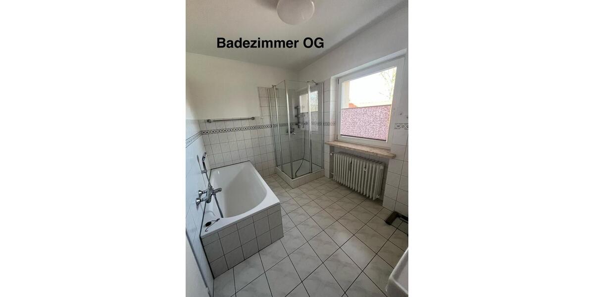 Etagenwohnung Zierenberg - 6 Zimmer, 184 m&sup2;, 1.200&euro; | Angebot:26408662