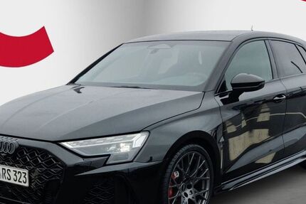 Audi RS3 4.900 km 64.888 &euro; Wackersdorf 92442