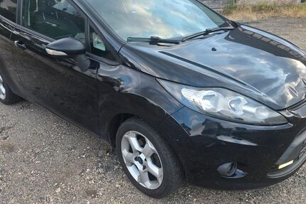 Ford Fiesta 190.000 km 1.150 &euro; Kirchberg 55481