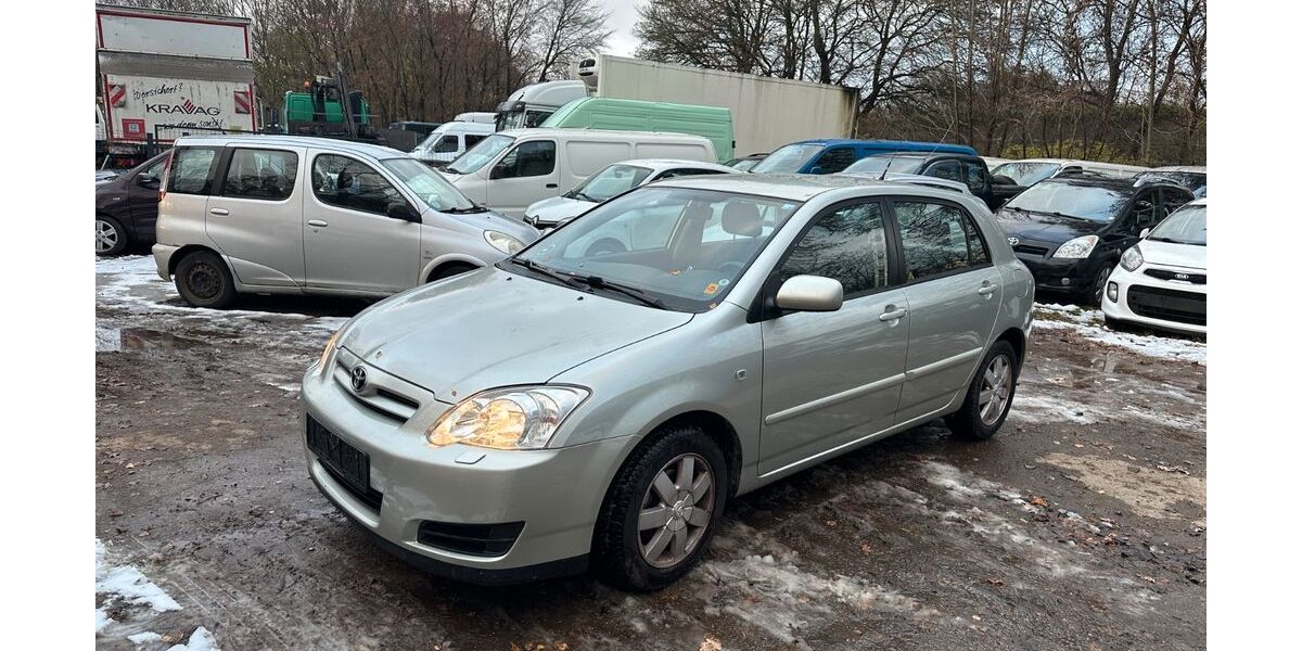 Toyota Corolla 101.965 km 3.700 € HAMBURG 22113