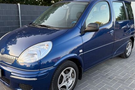 Toyota Yaris 214.856 km 2.999 € Lohne 49393