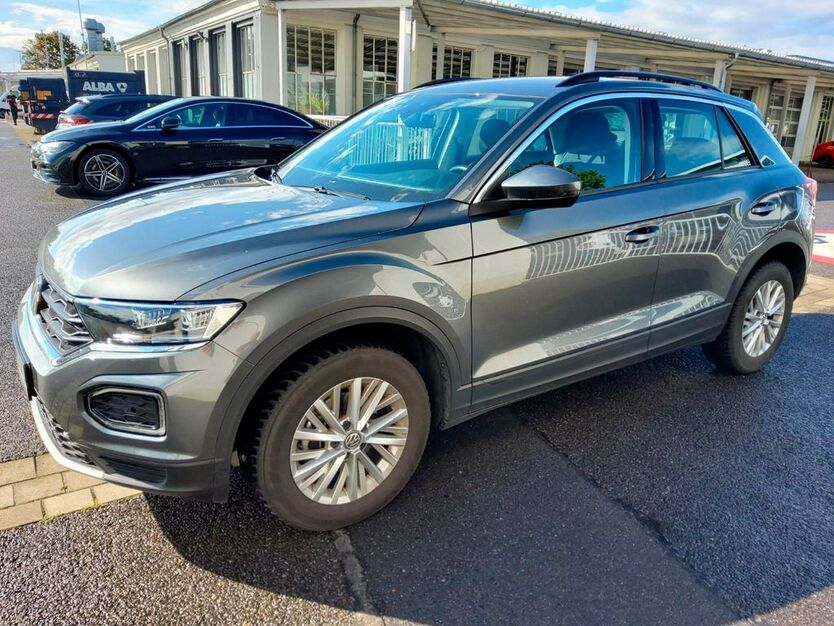VW T-Roc 89.972 km 19.900 € Cottbus 03050