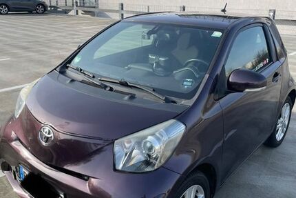 Toyota IQ 75.000 km 6.900 &euro; Berlin 13189