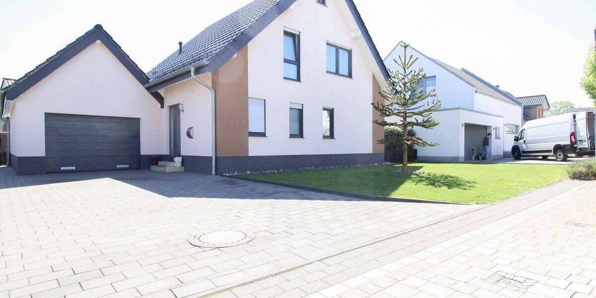 Einfamilienhaus Salzkotten Niederntudorf - 4 Zimmer, 470.000&euro; | Angebot:26585061