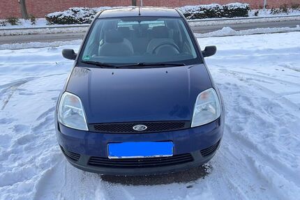 Ford Fiesta 51.000 km 2.400 &euro; Vechta 49377