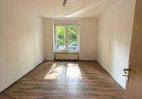 Single -Erdgeschoßwohnung in zentraler Lage zu vermieten.