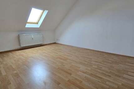 Haus zum Kaufen in Limbach-Oberfrohna 499.000 € 944 m² 20 zimmer