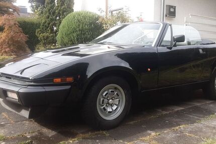 Triumph TR7