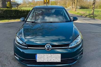 VW Golf 82.426 km 10.000 &euro; Alsdorf 52477