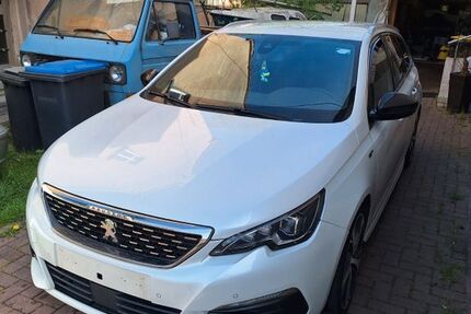 Peugeot 308 135.860 km 11.000 &euro; Völklingen 66333