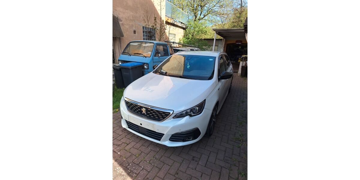 Peugeot 308 135.860 km 11.000 &euro; Völklingen 66333