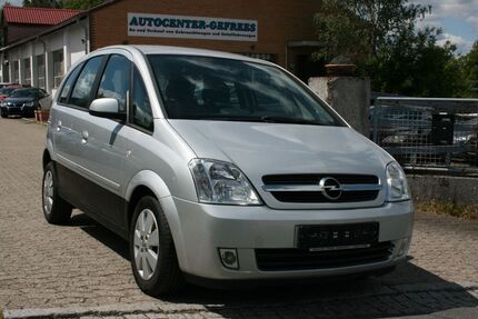 Opel Meriva 114.000 km 2.750 € Gefrees 95482