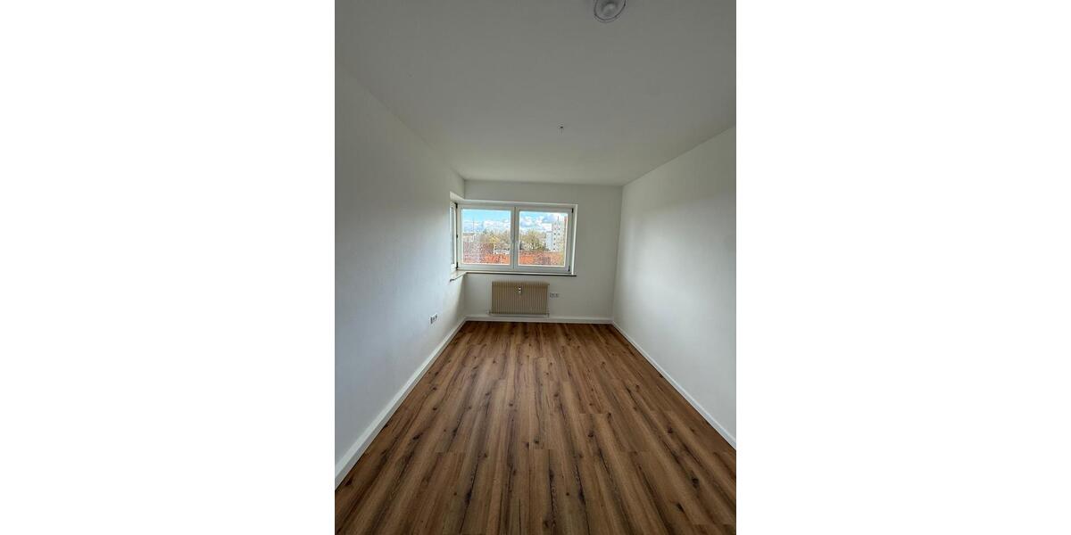 Etagenwohnung Amberg - 3 Zimmer, 66 m&sup2;, 685&euro; | Angebot:25887617