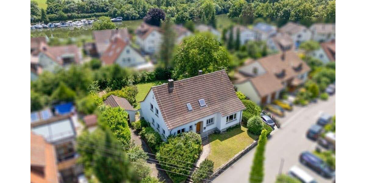 Einfamilienhaus Besigheim - 8 Zimmer, 168 m&sup2;, 695.000&euro; | Angebot:25385178