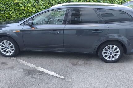 Ford Mondeo 256.500 km 4.200 &euro; Planegg 82152