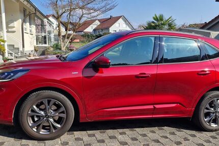 Ford Kuga 31.000 km 24.800 &euro; Appenweier 77767