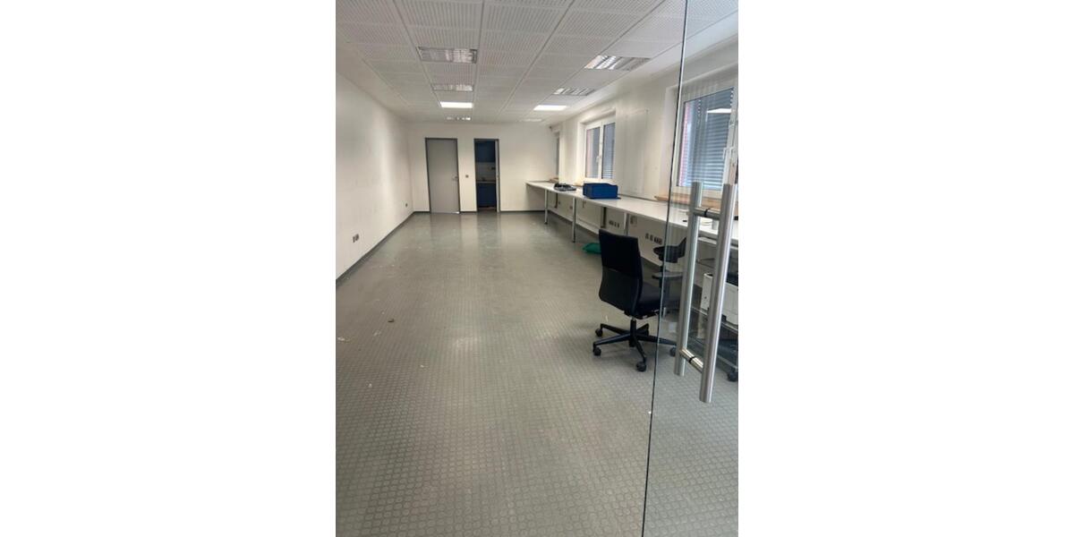 Gewerbeobjekt Deggendorf - 650&euro; | Angebot:23497240
