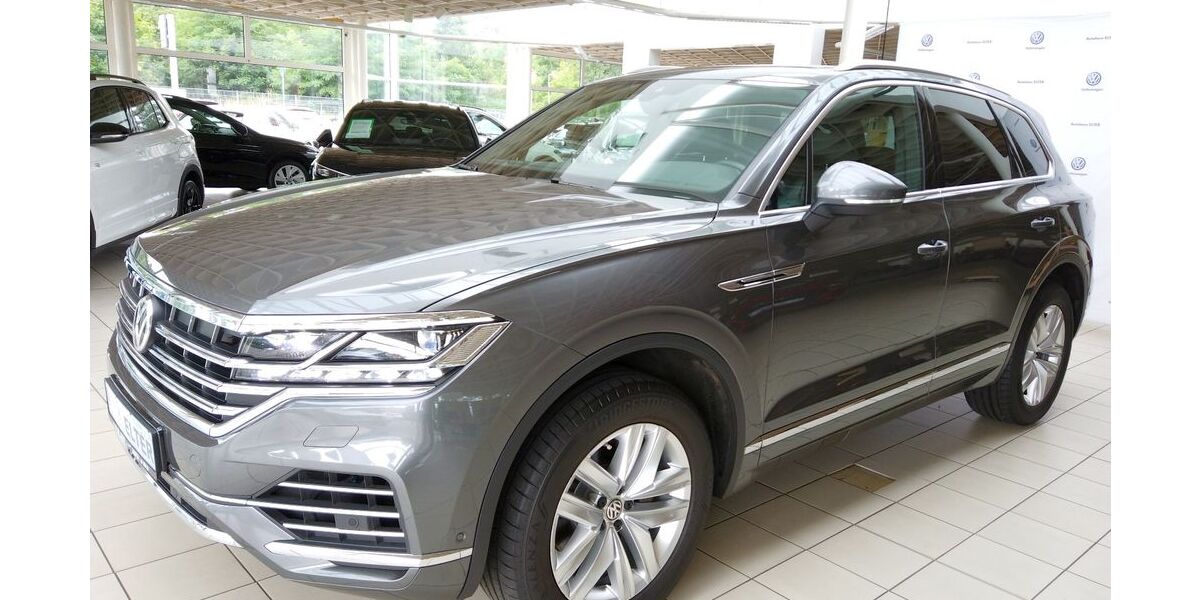 VW Touareg 124.796 km 32.290 &euro; Lauta 02991