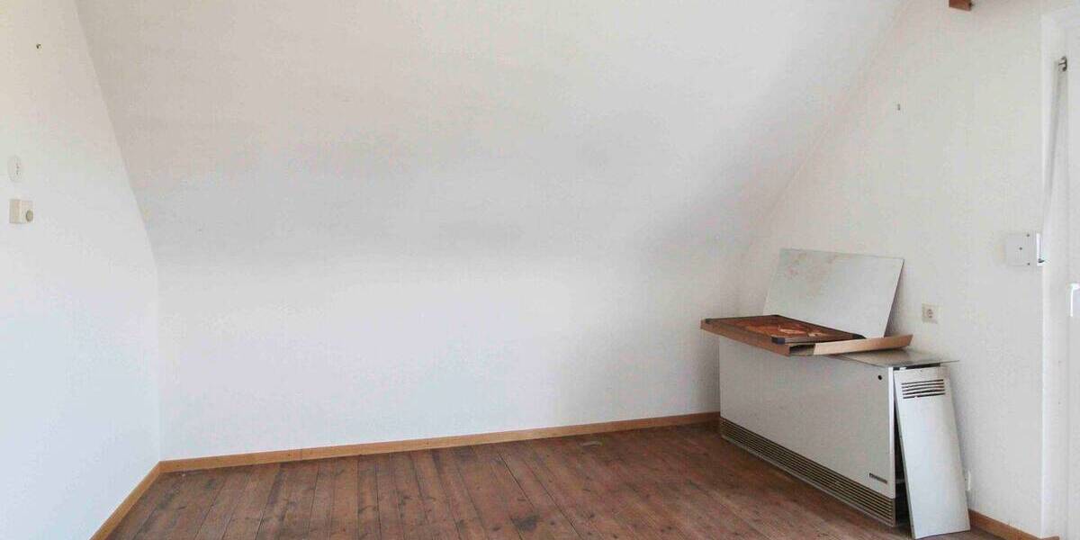 Einfamilienhaus Mühlacker Dürrmenz - 6 Zimmer, 115 m&sup2;, 175.000&euro; | Angebot:26629437