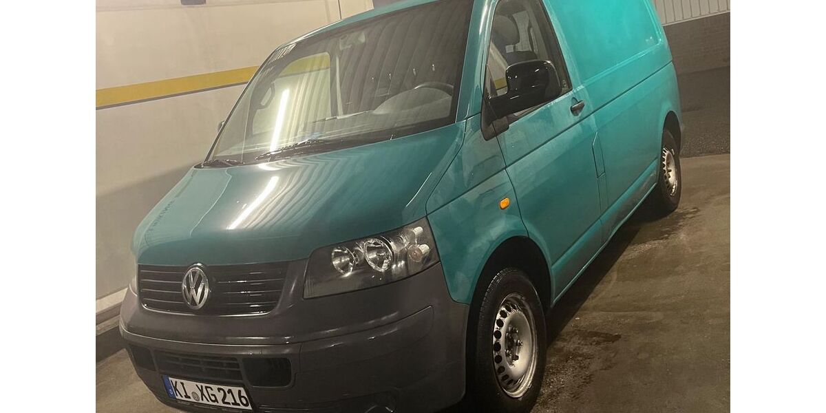 VW T5 Transporter 355.000 km 3.500 € Kiel 24147