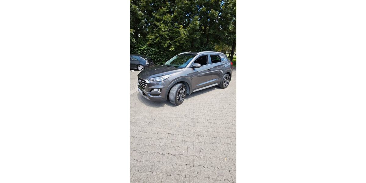 Hyundai TUCSON 144.000 km 15.000 &euro; Puchheim 82178