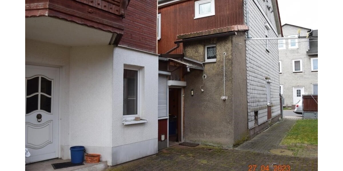Geratal-OT, 1-2 Familienhaus 8 zimmer