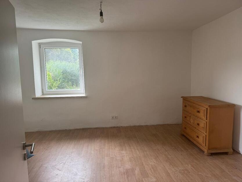 1 Familien Haus mit Garten zu vermieten