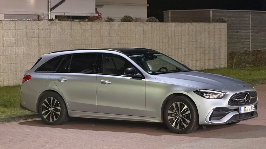 Mercedes-Benz C 300 45.500 km 39.000 &euro; Wiefelstede 26215