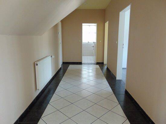 Etagenwohnung Varel - 3 Zimmer, 97 m&sup2;, 750&euro; | Angebot:26851354
