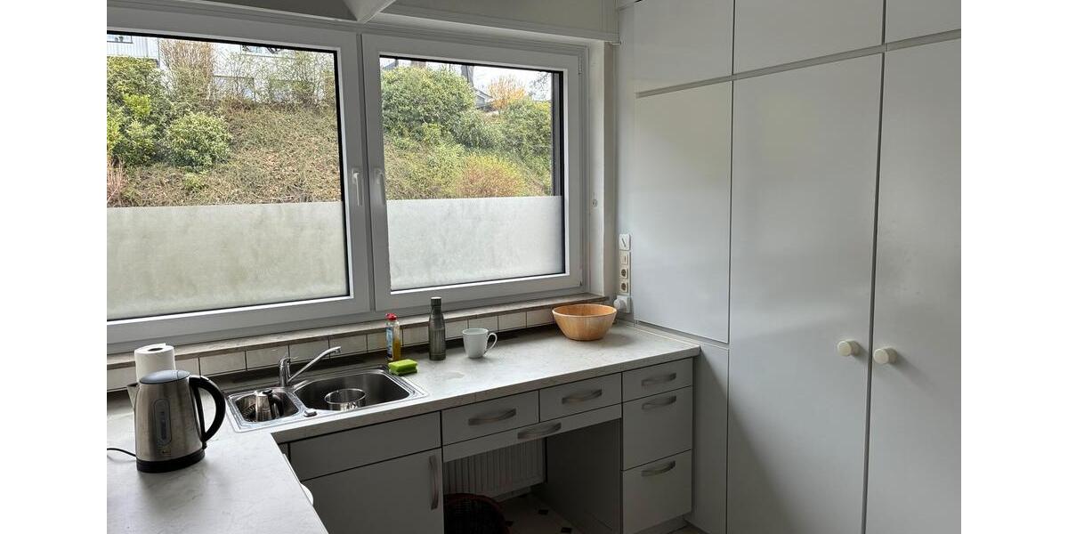 Einfamilienhaus Gummersbach - 8 Zimmer, 220 m&sup2;, 1.900&euro; | Angebot:26340217