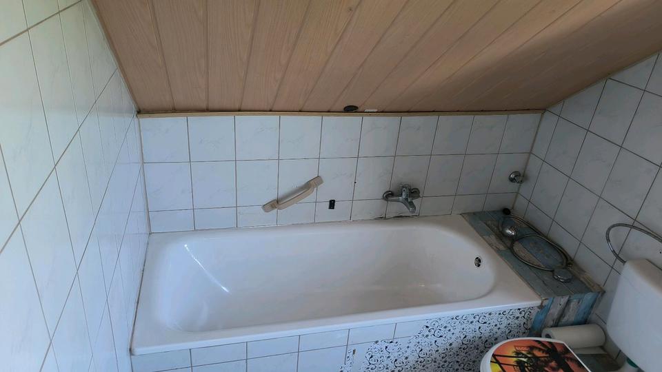 Dachgeschoßwohnung Quierschied - 2.5 Zimmer, 55 m&sup2;, 500&euro; | Angebot:26407086