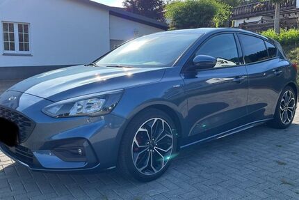 Ford Focus 80.000 km 14.999 &euro; Attendorn 57439