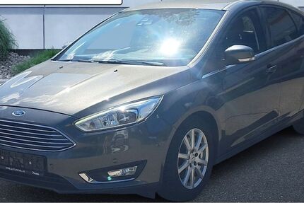Ford Focus 74.621 km 12.790 € Mittweida 09648