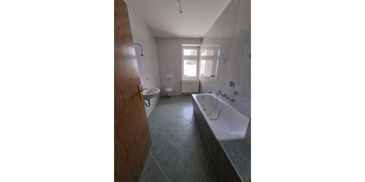 Etagenwohnung Waldheim - 2 Zimmer, 54 m&sup2;, 270&euro; | Angebot:26008174