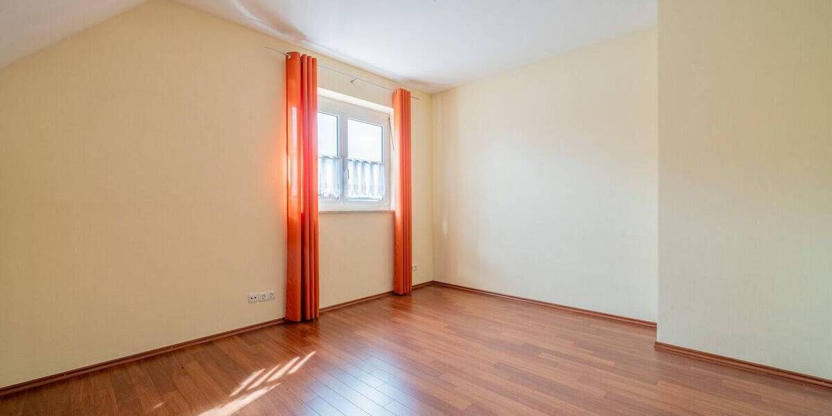 Doppelhaushälfte Schongau - 6 Zimmer, 178 m&sup2;, 669.000&euro; | Angebot:26026918
