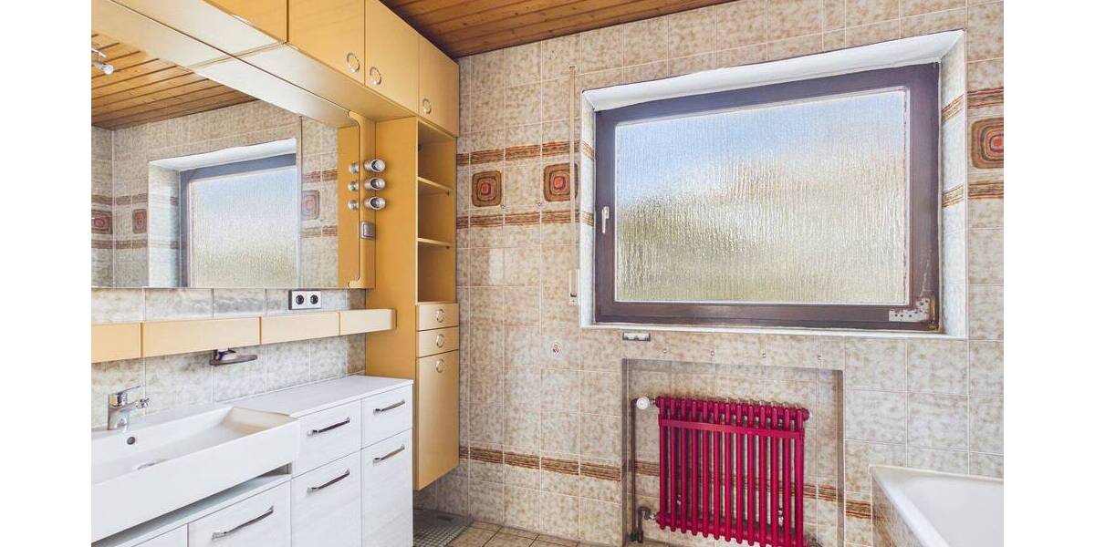 Einfamilienhaus Waiblingen Bittenfeld - 7 Zimmer, 227 m&sup2;, 780.000&euro; | Angebot:26156650