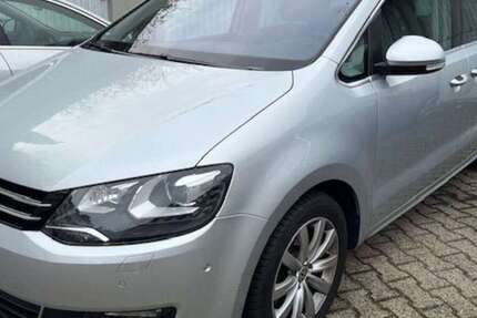 VW Sharan 175.000 km 17.900 € Duisburg 47269