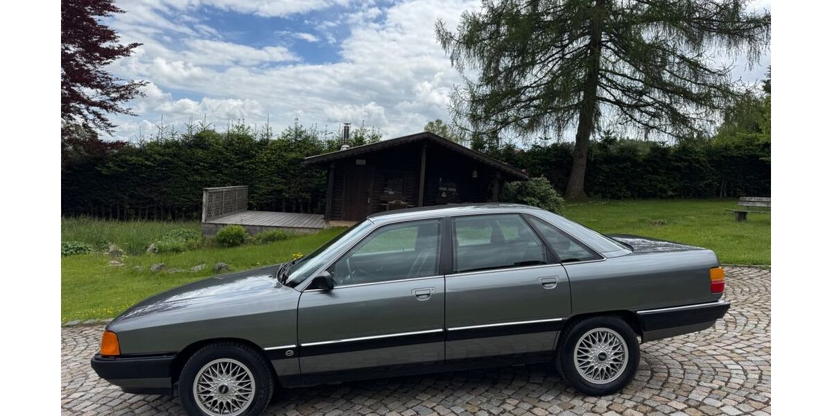 Audi 100 65.000 km 6.750 &euro; Neureichenau 94089