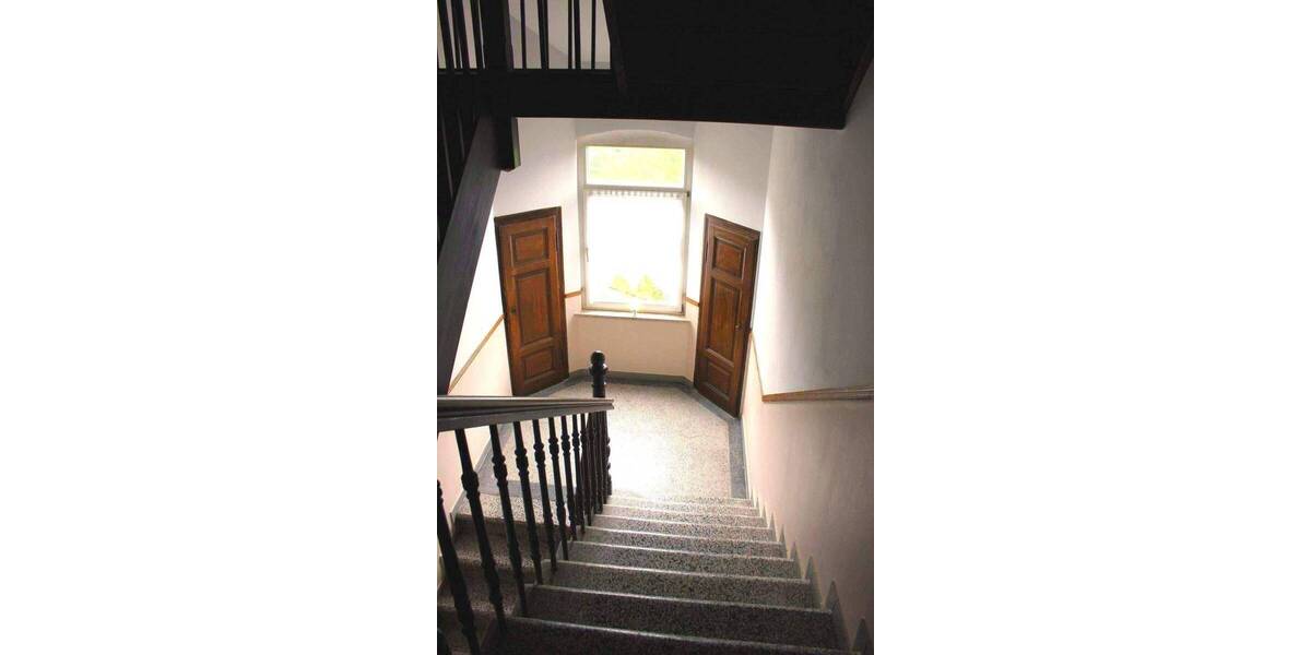 Etagenwohnung Weißenfels - 2 Zimmer, 65 m&sup2;, 450&euro; | Angebot:26817126