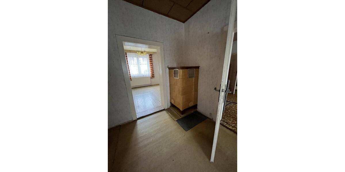 Einfamilienhaus Dessau-Rosslau Törten - 5 Zimmer, 120 m&sup2;, 140.000&euro; | Angebot:26331134