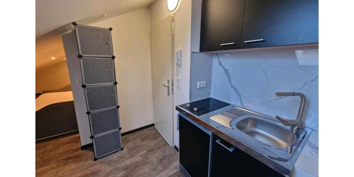 Dachgeschoßwohnung München Pasing-Obermenzing - 1 Zimmer, 16 m&sup2;, 890&euro; | Angebot:25017933