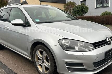 VW Golf 390.896 km 3.799 &euro; Kirchberg 55481