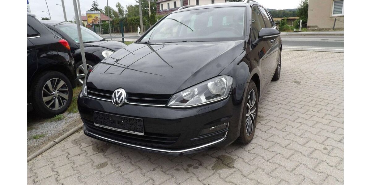 VW Golf 127.000 km 9.999 &euro; Bautzen 02625