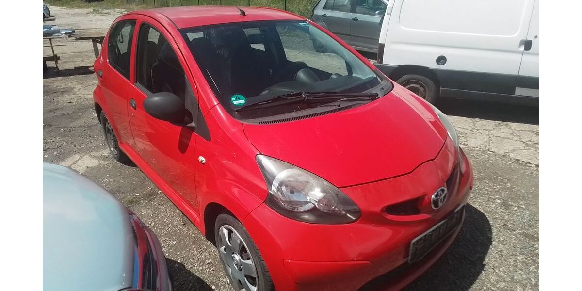 Toyota Aygo (X) 130.000 km 1.800 &euro; Jena 07751