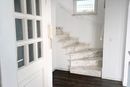 Wohnung Bad Homburg vor der Höhe Gonzenheim - 3 Zimmer, 92 m&sup2;, 1.600&euro; | Angebot:26049653