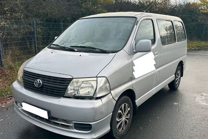 Toyota Hiace 380.000 km 4.300 &euro; Laasdorf 07646
