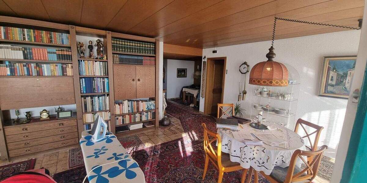 Etagenwohnung Ingolstadt Friedrichshofen-Hollerstauden - 5 Zimmer, 138 m&sup2;, 258.000&euro; | Angebot:25708053